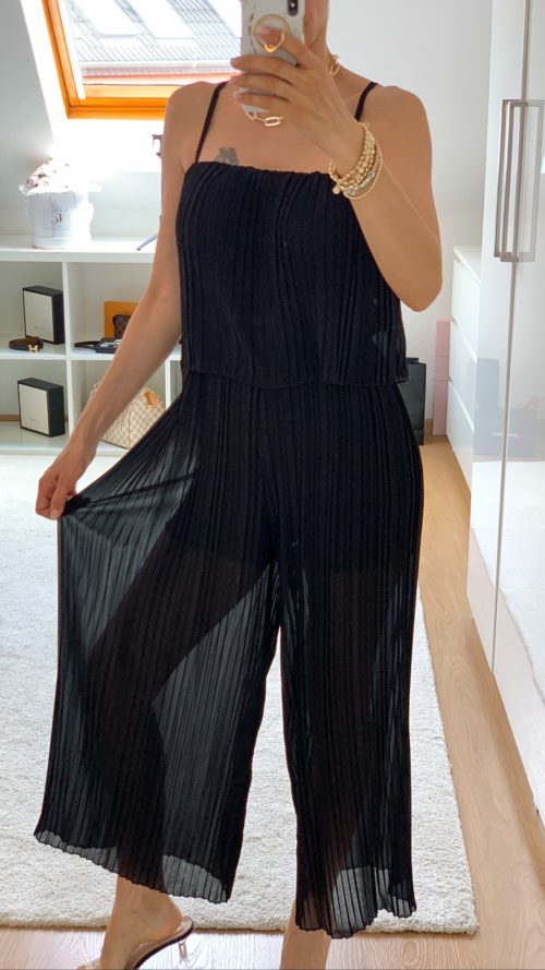 plissee jumpsuit für damen von missmo.de in schwarz